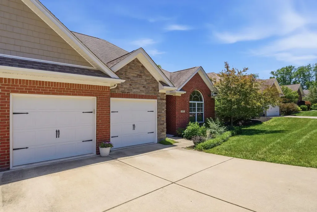 157 Riviera Drive Georgetown KY 40324