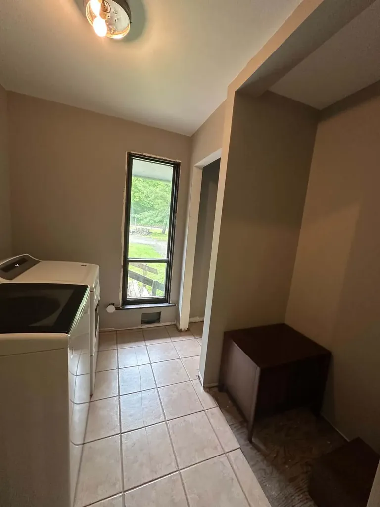 49 Moore Creek Road Fourmile KY 40939