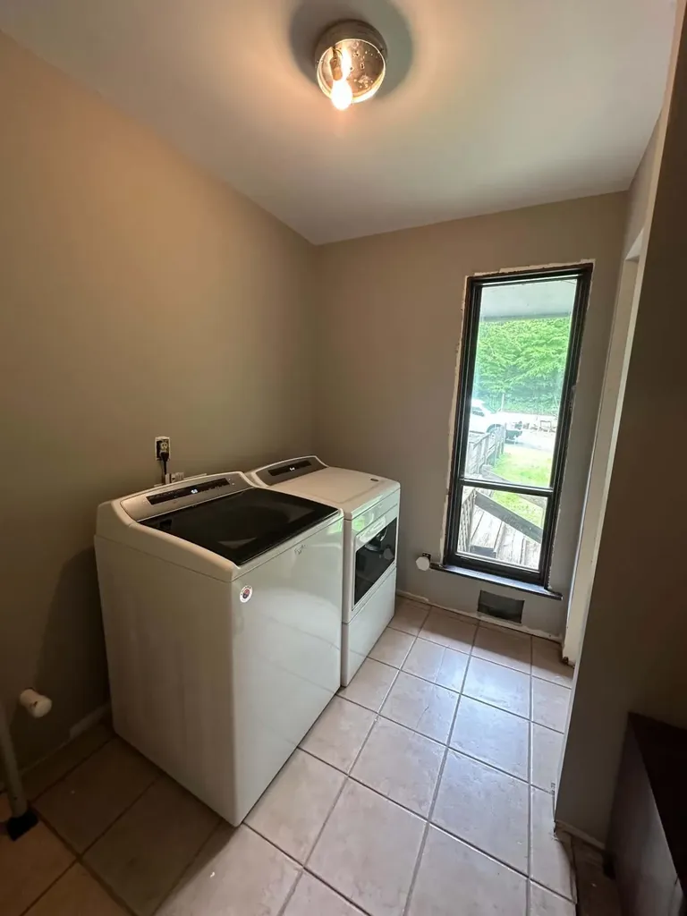 49 Moore Creek Road Fourmile KY 40939
