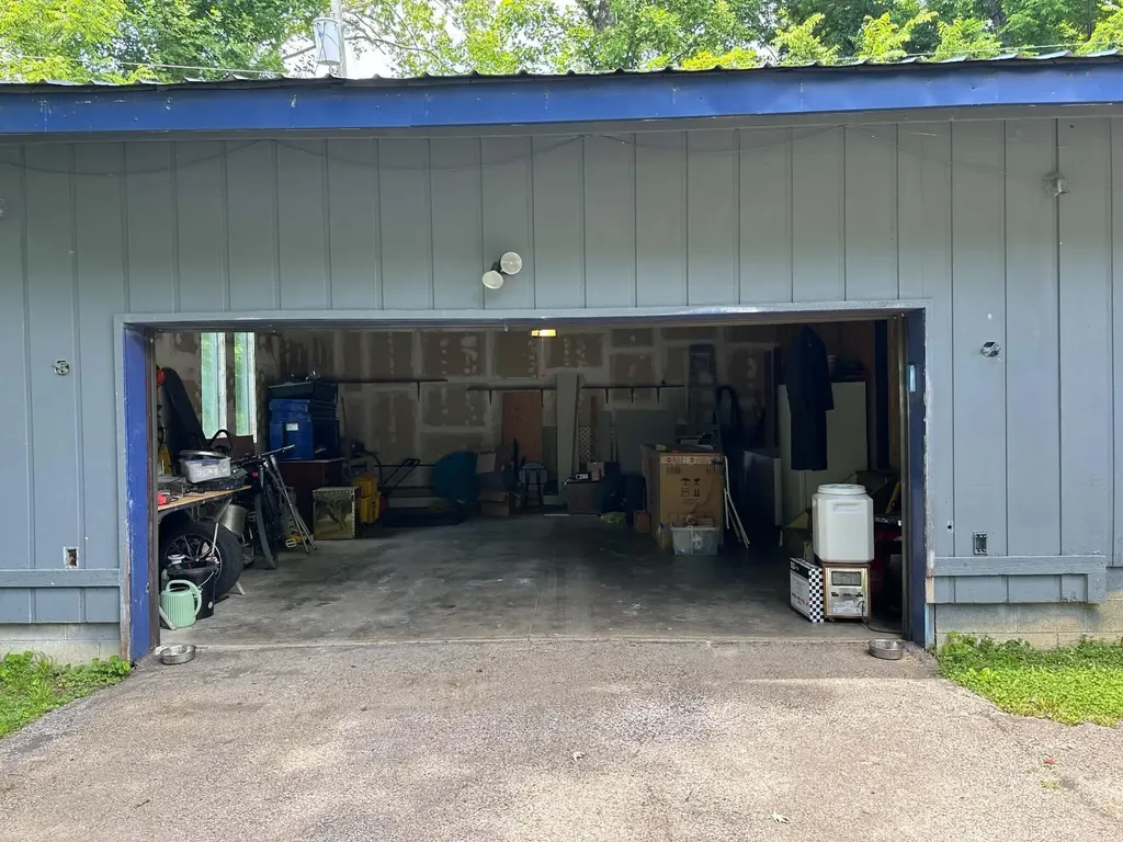 49 Moore Creek Road Fourmile KY 40939