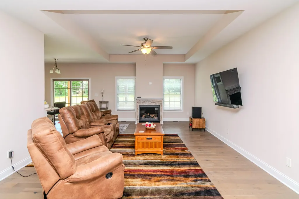 209 Squires Way Nicholasville KY 40356