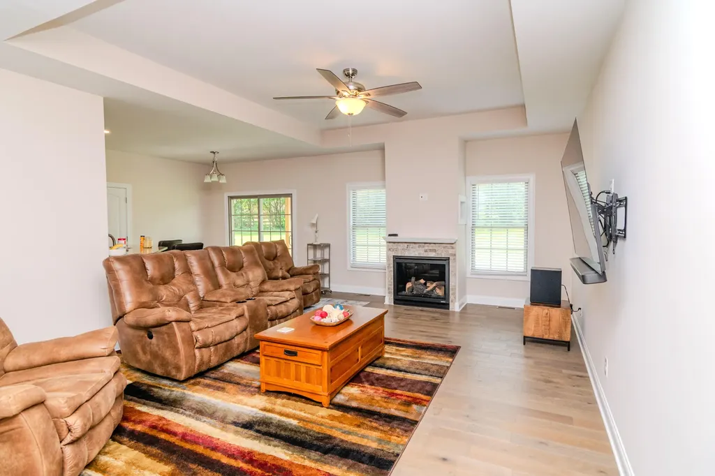 209 Squires Way Nicholasville KY 40356