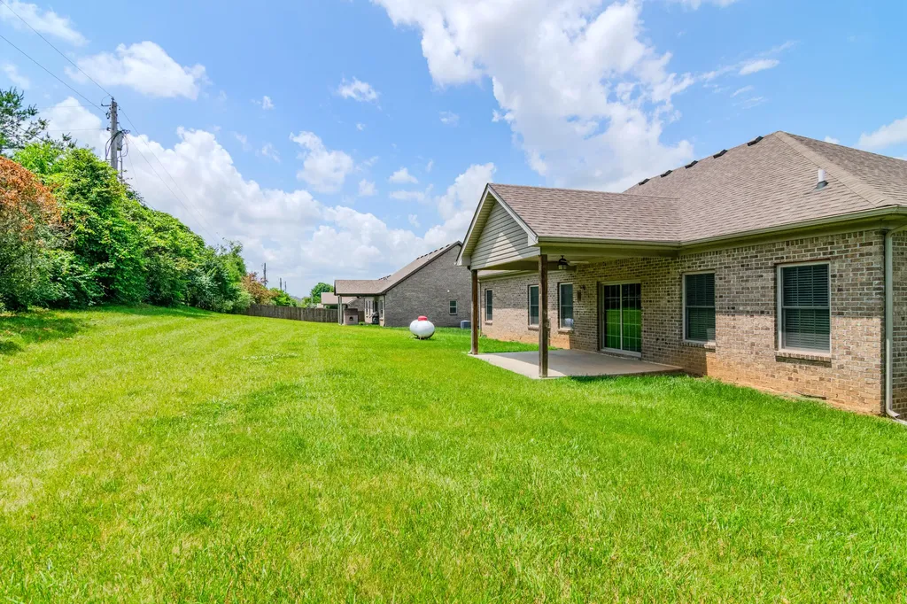 209 Squires Way Nicholasville KY 40356