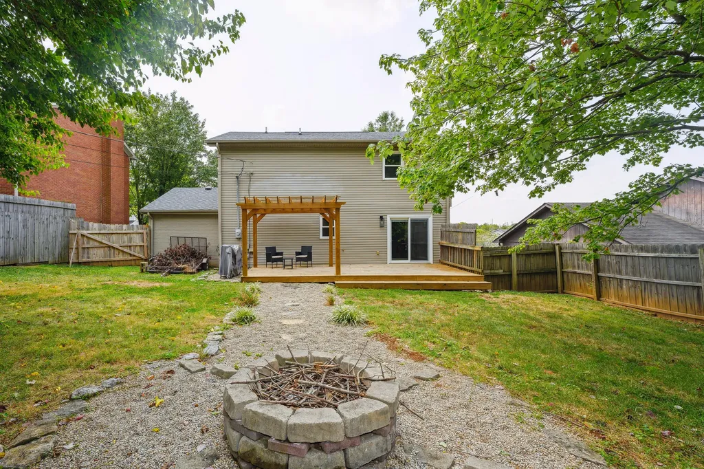 119 Applegrove Drive Nicholasville KY 40356