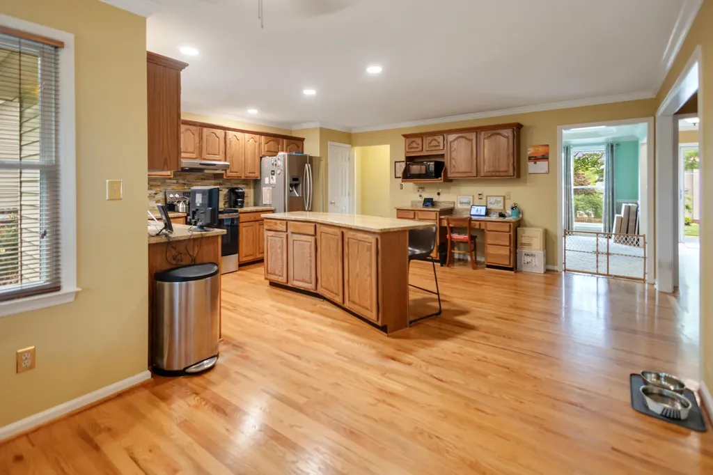 520 Ridgewater Court Lexington KY 40515