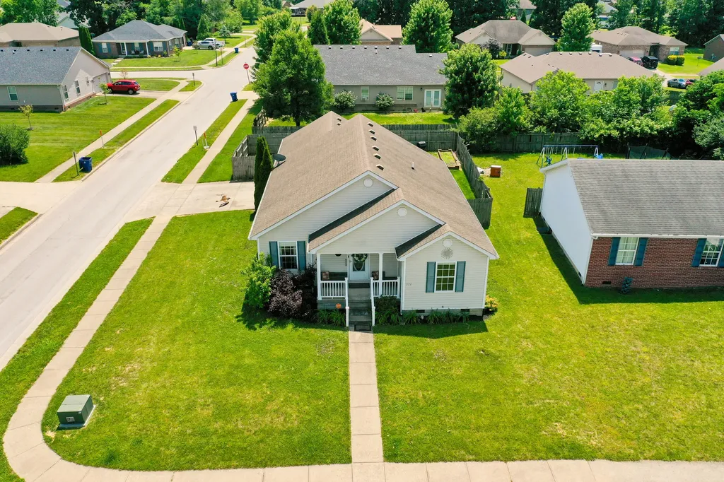 322 Village Drive Berea KY 40403