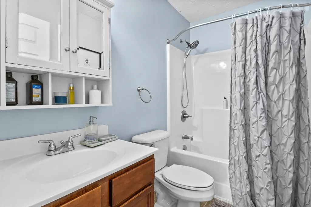 322 Village Drive Berea KY 40403