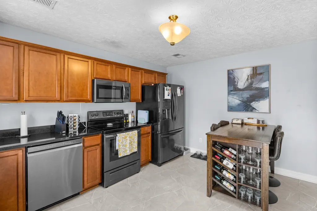 322 Village Drive Berea KY 40403