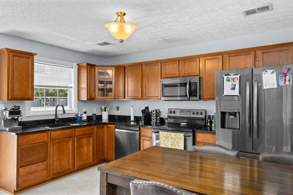 322 Village Drive Berea KY 40403