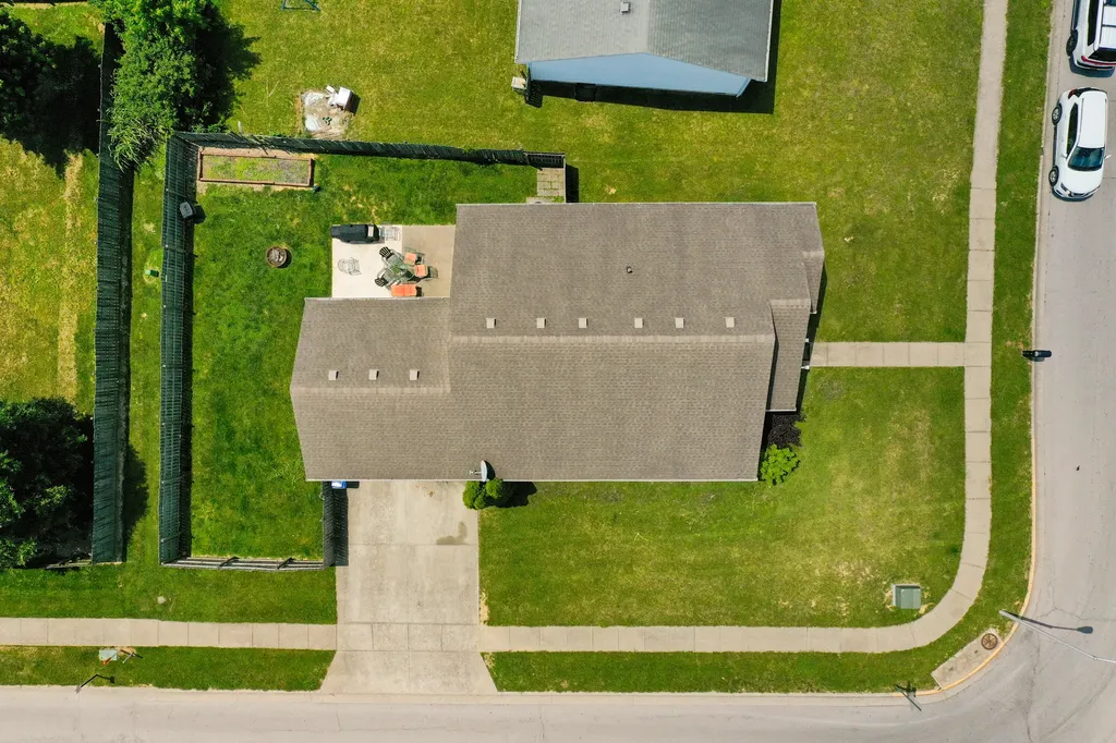 322 Village Drive Berea KY 40403