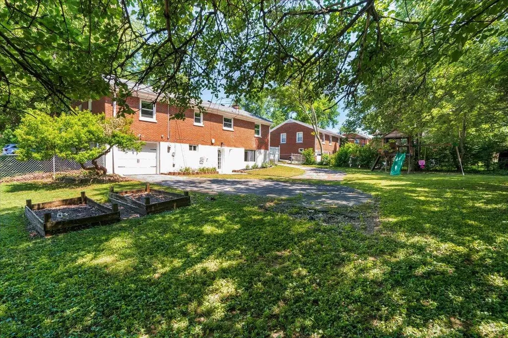 3508 Arden Place Lexington KY 40517