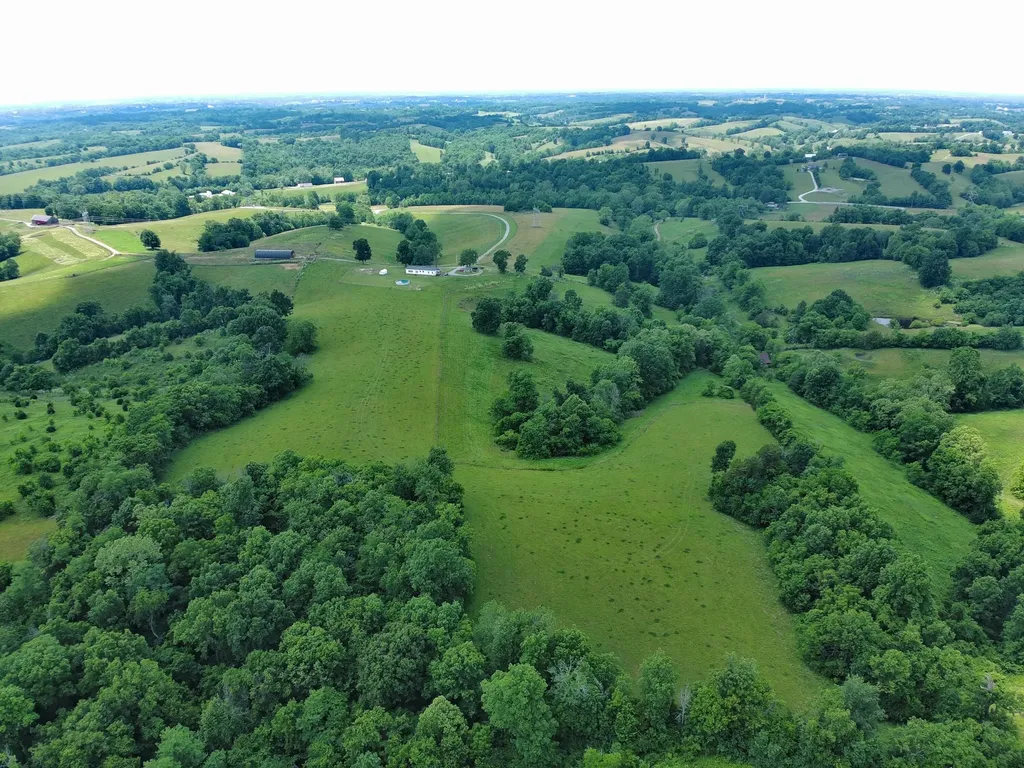 2475 Gravel Road Carlisle KY 40311
