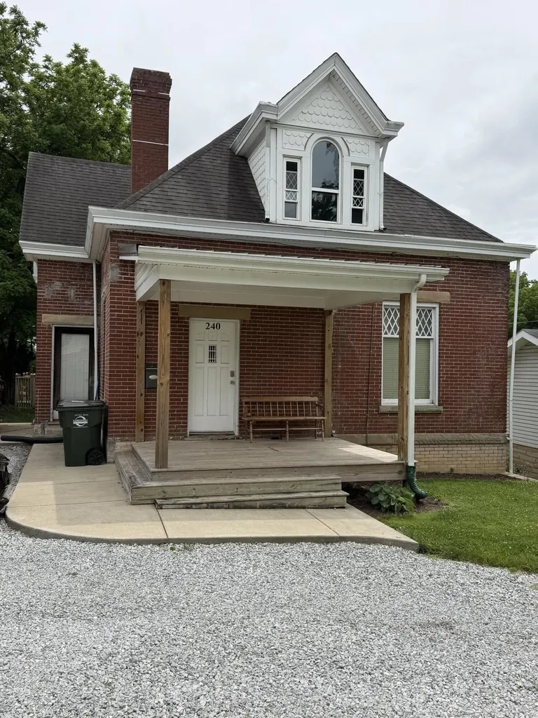 240 W High Street Mt Sterling KY 40353