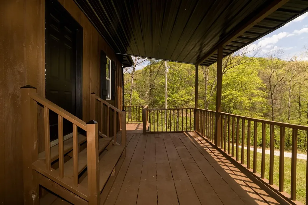 282 Major Wilhoit Road Frenchburg KY 40322
