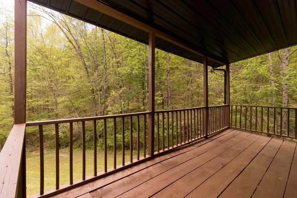 282 Major Wilhoit Road Frenchburg KY 40322