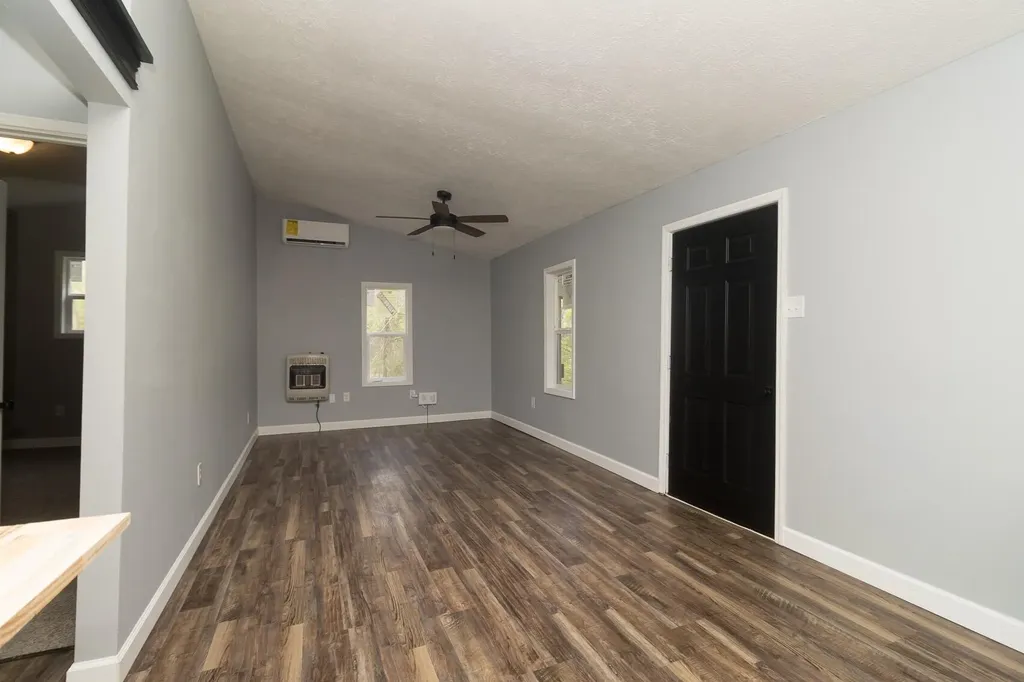 282 Major Wilhoit Road Frenchburg KY 40322