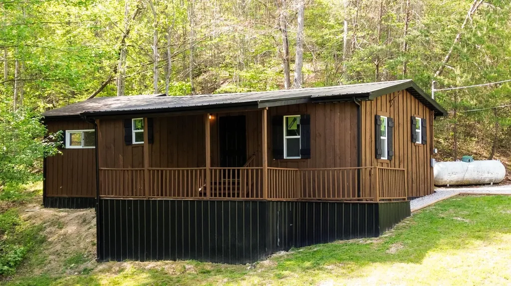 282 Major Wilhoit Road Frenchburg KY 40322