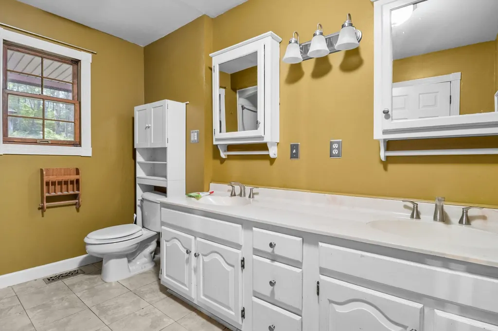 51 Tamarack Trace London KY 40741