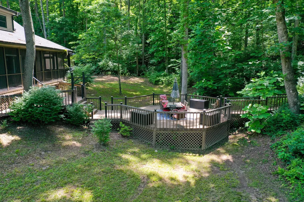 51 Tamarack Trace London KY 40741