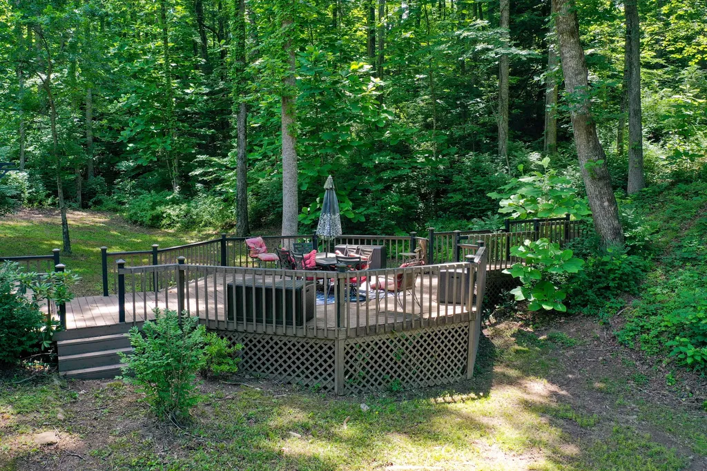 51 Tamarack Trace London KY 40741