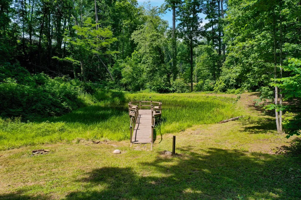 51 Tamarack Trace London KY 40741