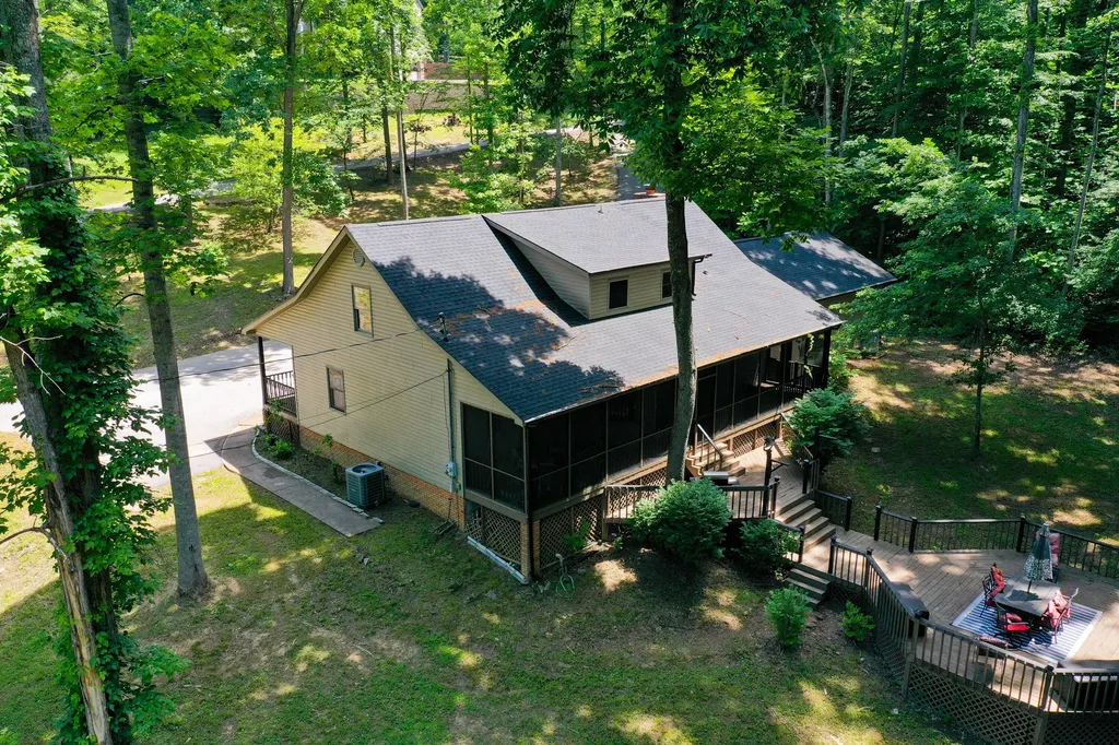 51 Tamarack Trace London KY 40741