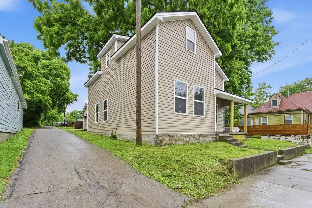 210 E 7th Street Lexington KY 40508