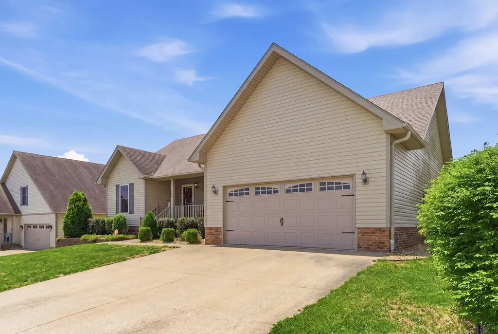 494 Pinehurst Drive Mt Sterling KY 40353
