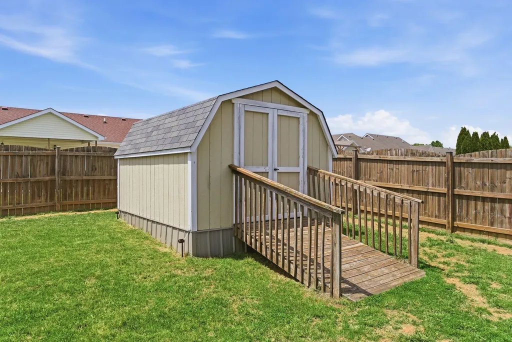494 Pinehurst Drive Mt Sterling KY 40353