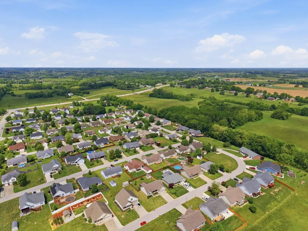 494 Pinehurst Drive Mt Sterling KY 40353