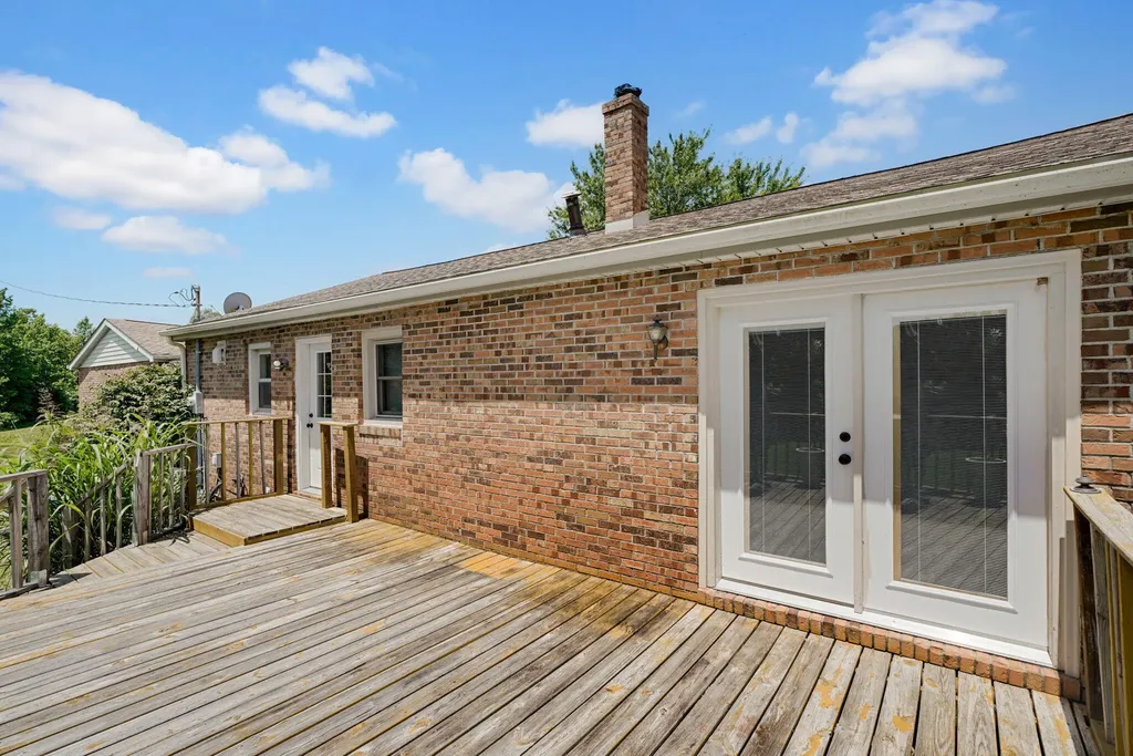 5566 Ky-120 Dixon KY 42409