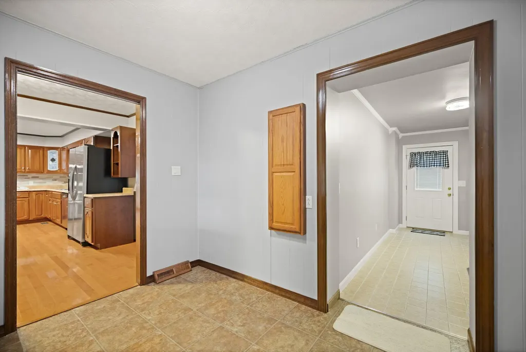 29 S Teresa Drive Owingsville KY 40360