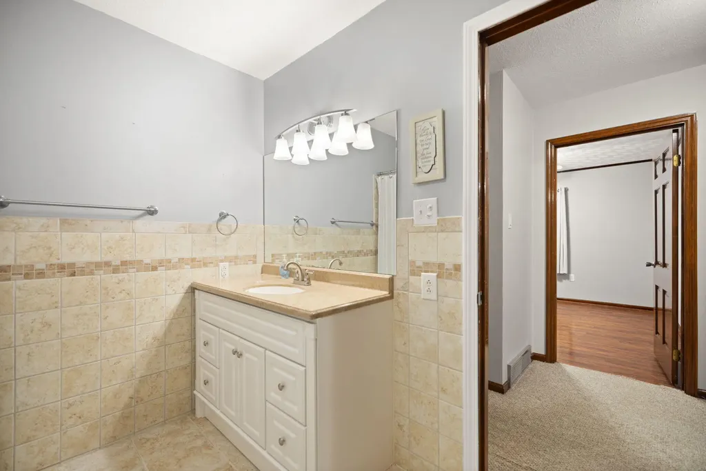 29 S Teresa Drive Owingsville KY 40360