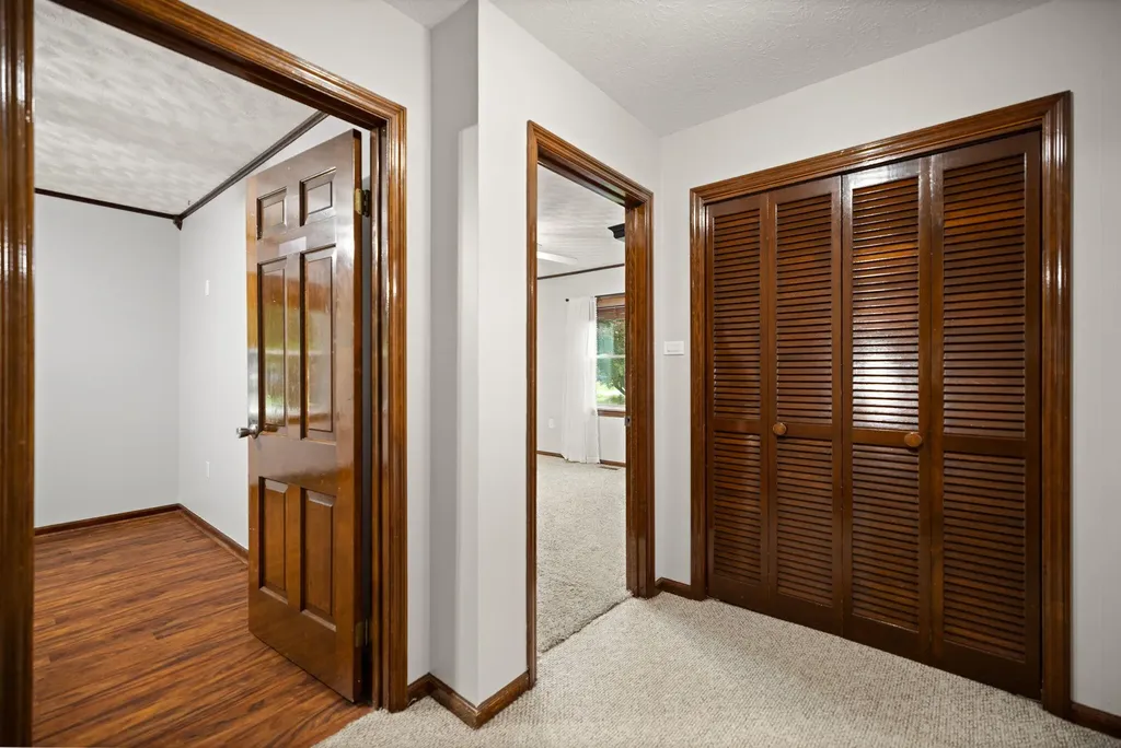 29 S Teresa Drive Owingsville KY 40360