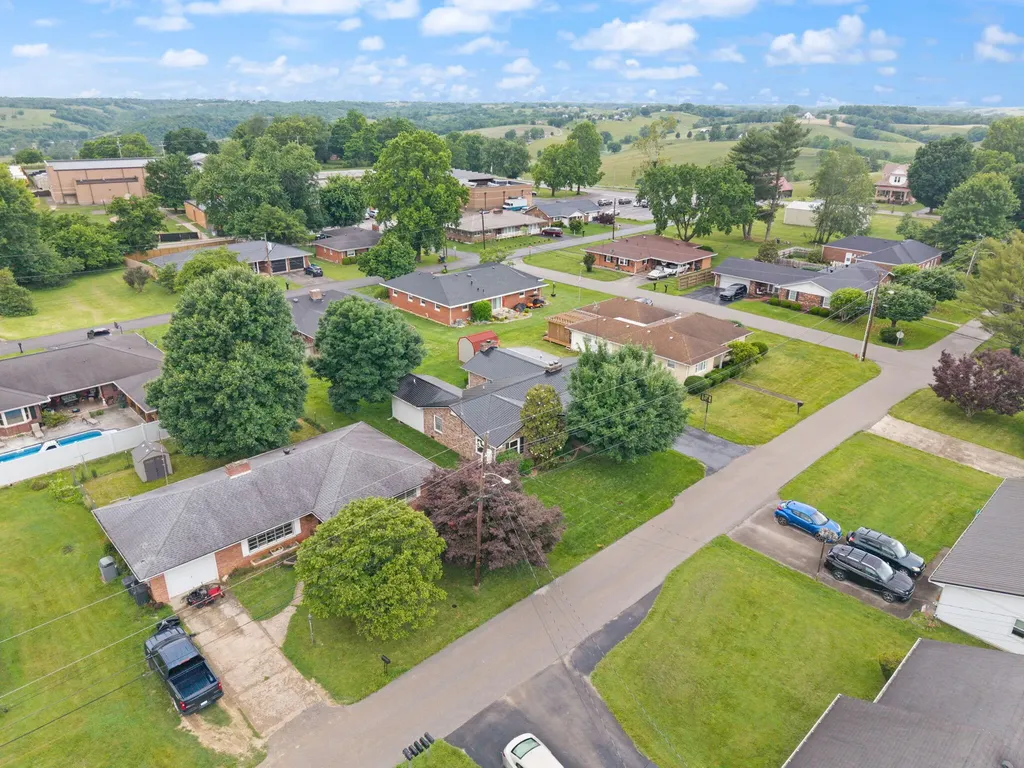 29 S Teresa Drive Owingsville KY 40360