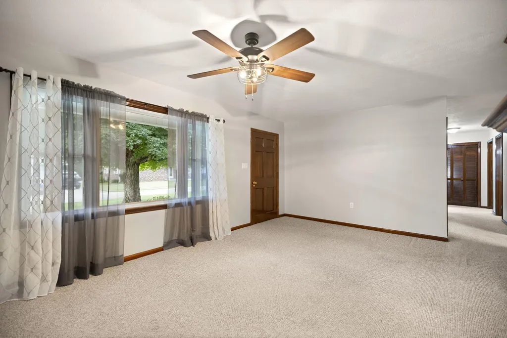 29 S Teresa Drive Owingsville KY 40360