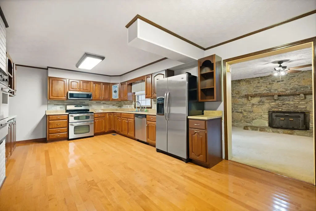 29 S Teresa Drive Owingsville KY 40360