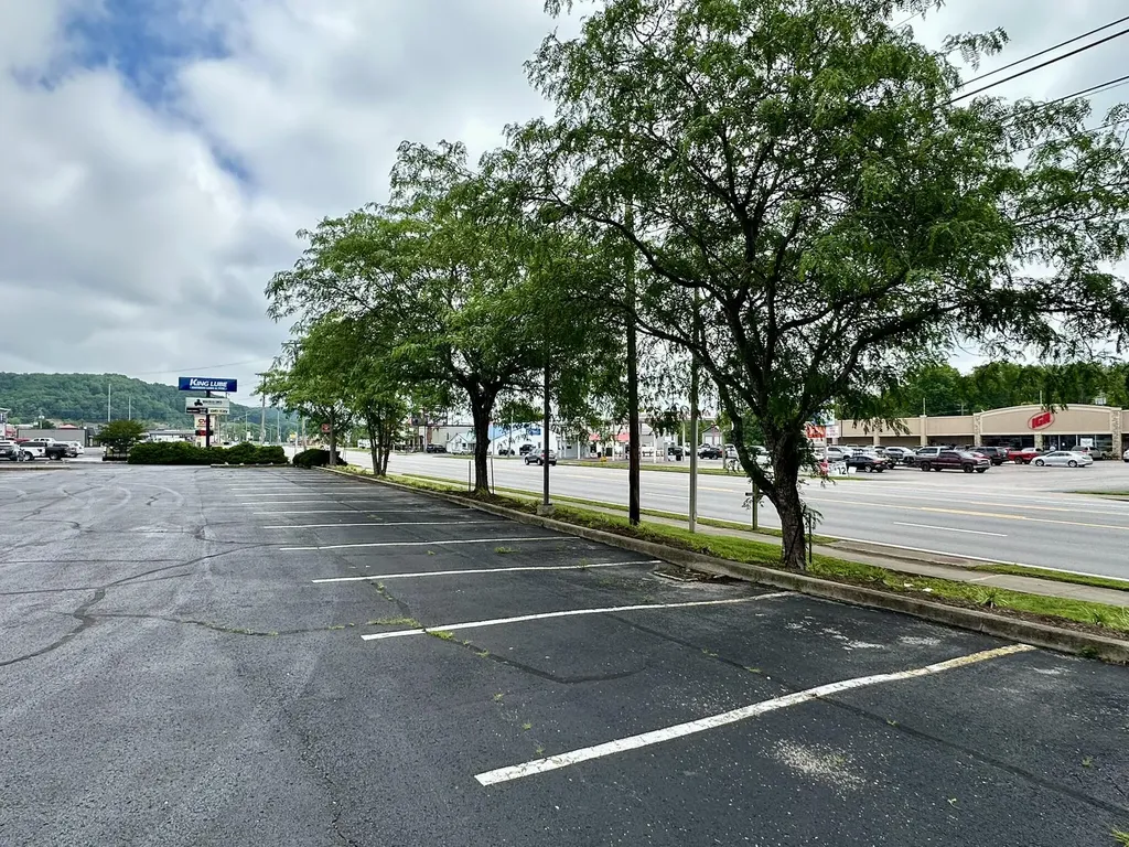 343 N Wallace Wilkinson Boulevard Liberty KY 42539