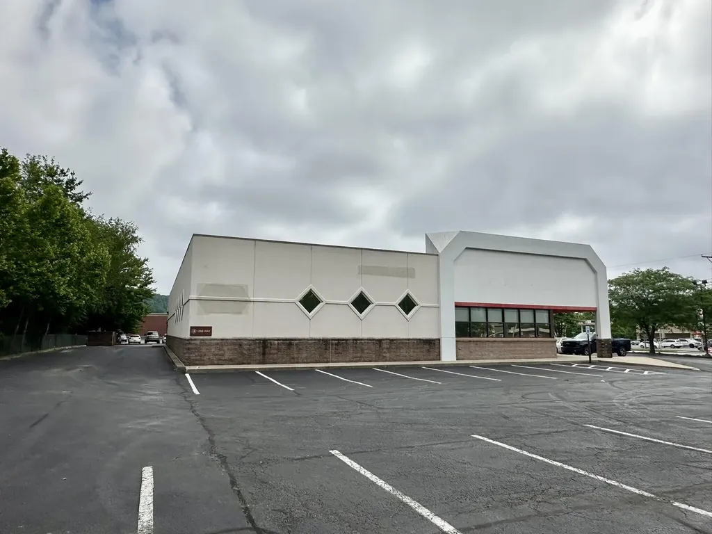 343 N Wallace Wilkinson Boulevard Liberty KY 42539