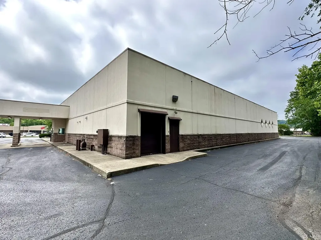 343 N Wallace Wilkinson Boulevard Liberty KY 42539