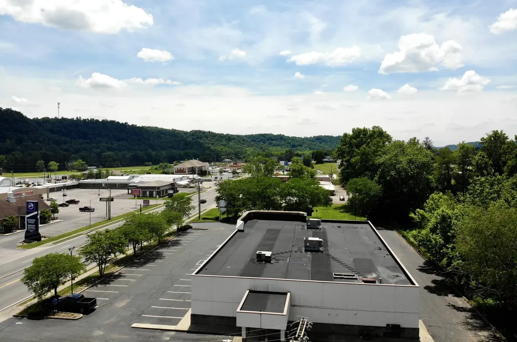 343 N Wallace Wilkinson Boulevard Liberty KY 42539