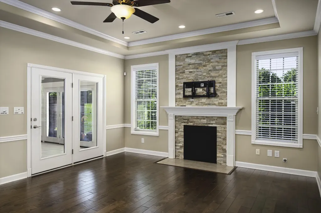 109 Rumsey Circle Versailles KY 40383