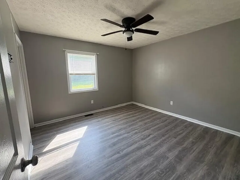 65 Outlook Drive Owingsville KY 40360