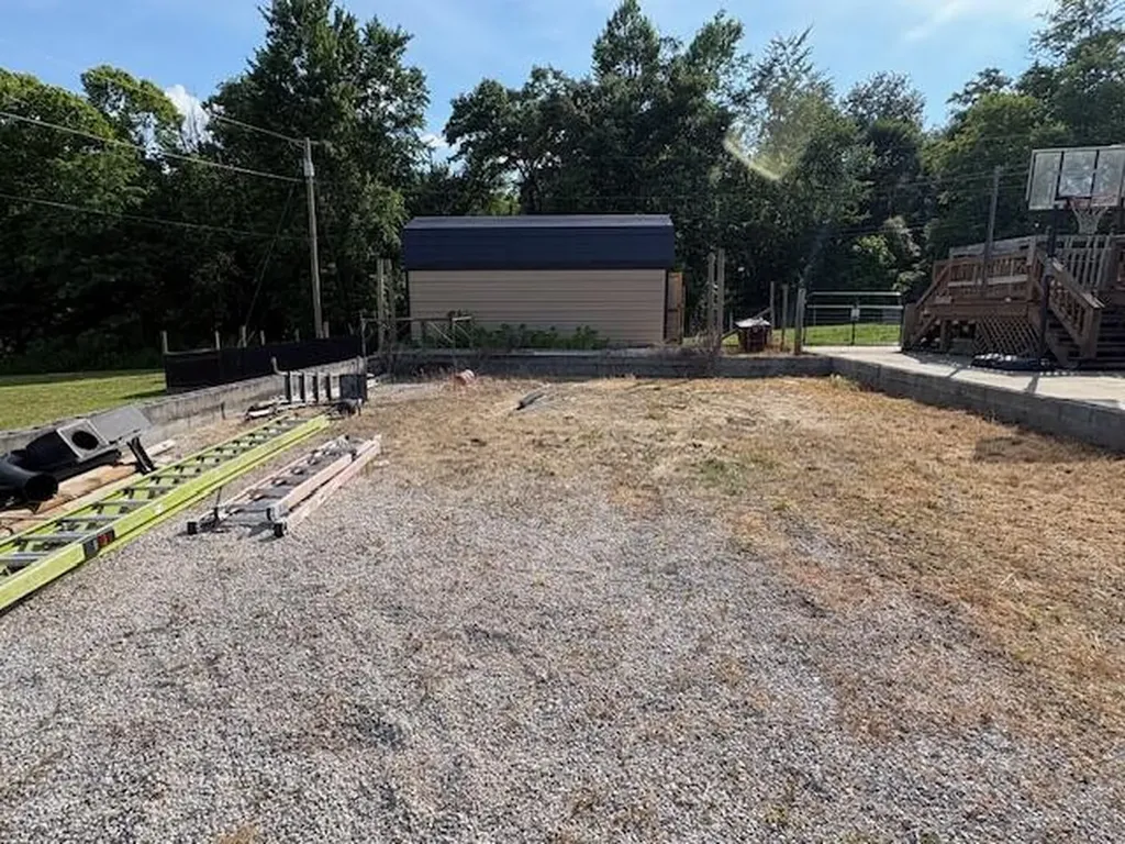 65 Outlook Drive Owingsville KY 40360