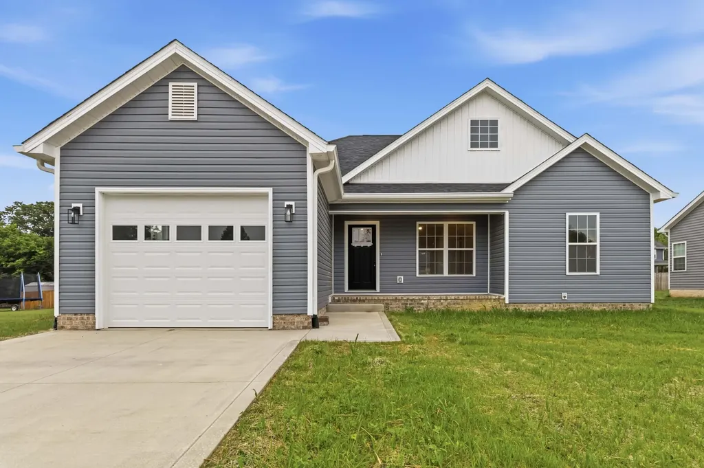 102 Knob View Trace Junction City KY 40440