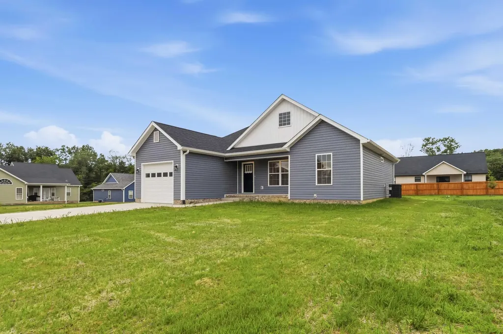 102 Knob View Trace Junction City KY 40440