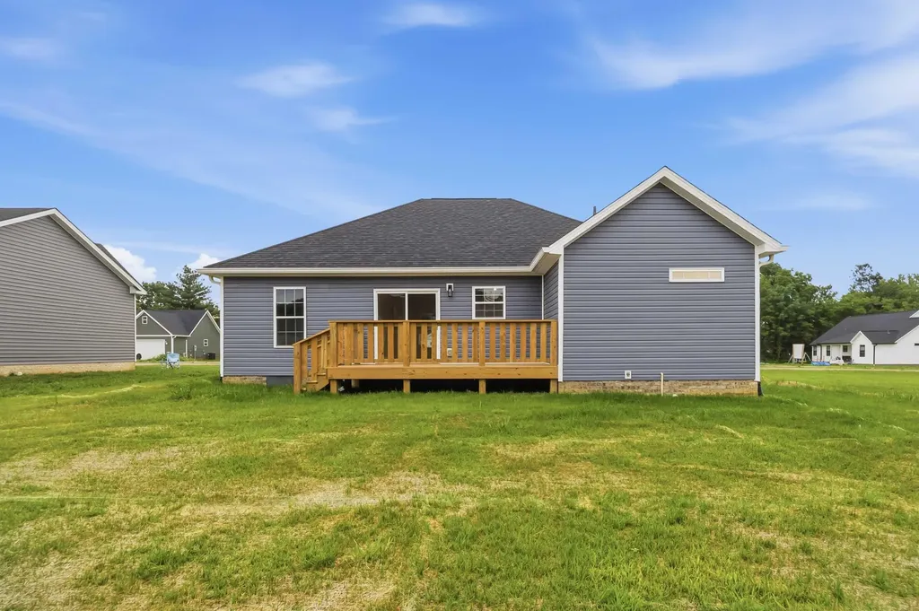 102 Knob View Trace Junction City KY 40440