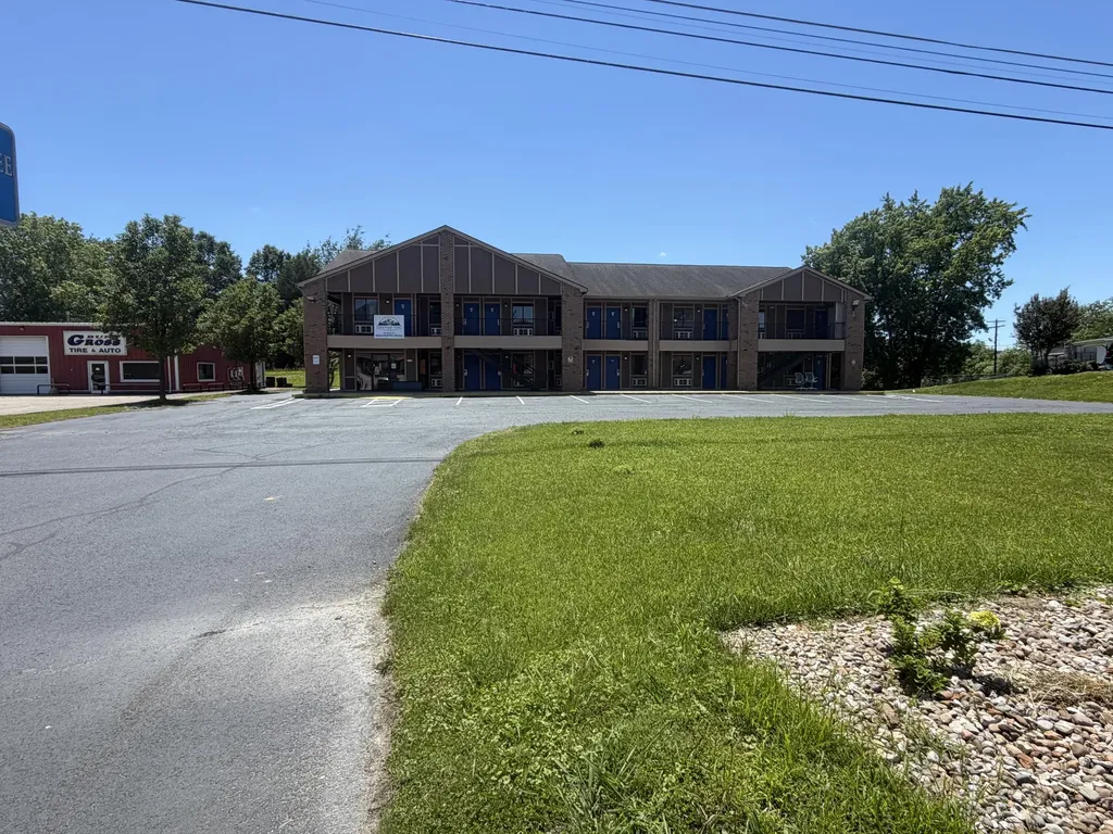 1075 Richmond Road Irvine KY 40336