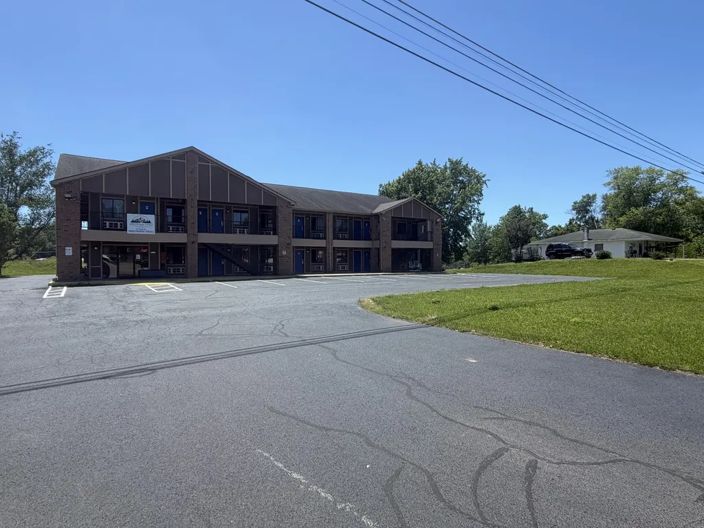 1075 Richmond Road Irvine KY 40336
