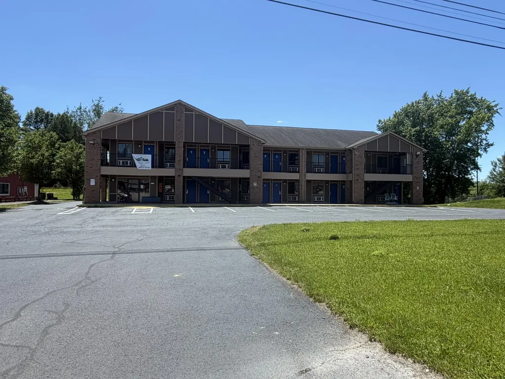 1075 Richmond Road Irvine KY 40336